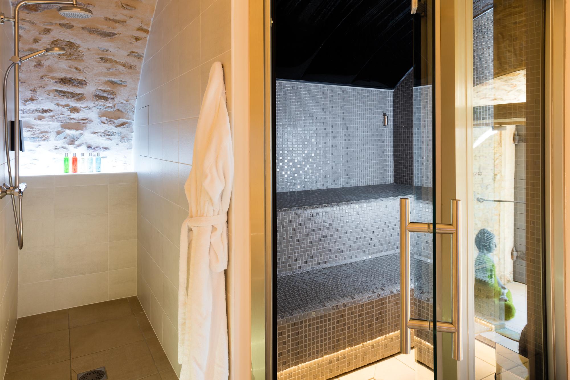 Contact Hotels Le Savigny & Spa Blacé Exteriér fotografie